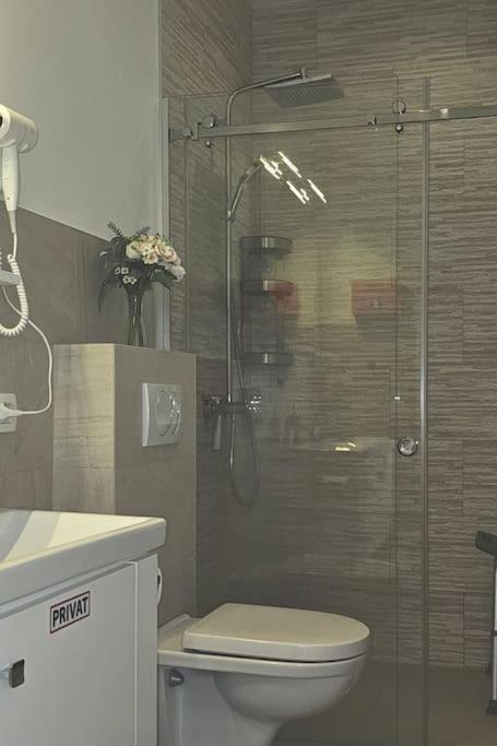 Modern Top Floor Sea View 3Br With Pools, Spa & Fitness Bečići 외부 사진