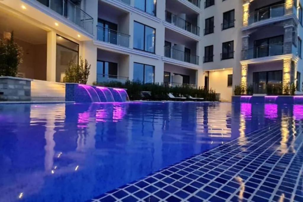 Modern Top Floor Sea View 3Br With Pools, Spa & Fitness Bečići 외부 사진